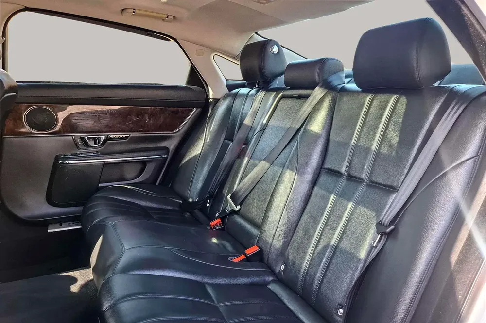 AED 4455/month | 2015 Jaguar XJ 6 | GCC Specs | Ref#425667 - Image 12