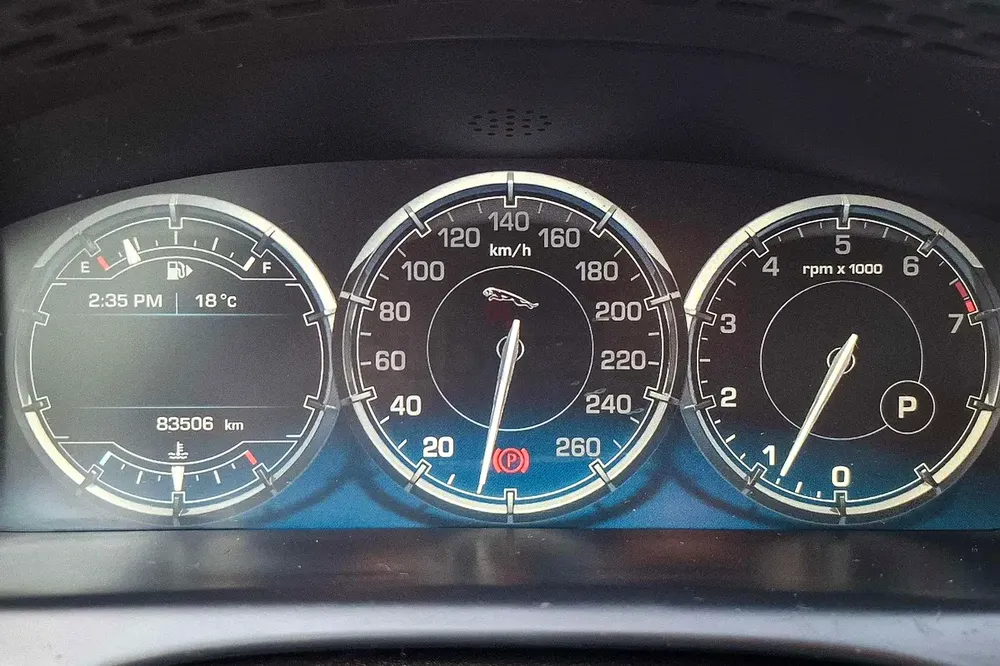 AED 4455/month | 2015 Jaguar XJ 6 | GCC Specs | Ref#425667 - Image 15