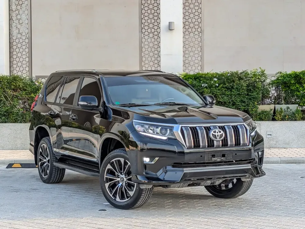 TOYOTA PRADO 2023 GCC V4 2.7L ACCIDENT FREE IN EXCELLENT CONDITION - Image 19