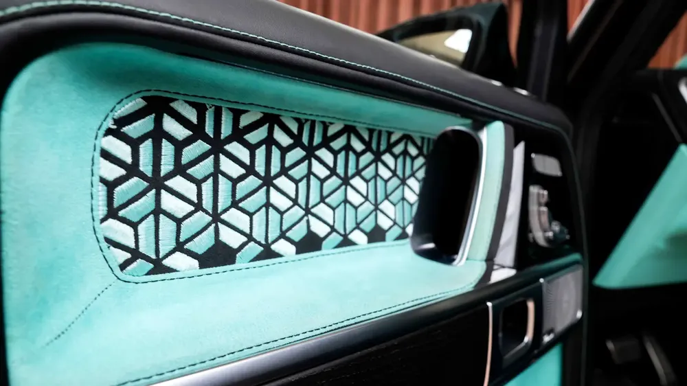 DEAL OF THE MONTH | ULTRA RARE VENUM MASTODON EDITION | TIFFANY BLUE INTERIOR | 0 KM | FINANCE AVAIL - Image 10