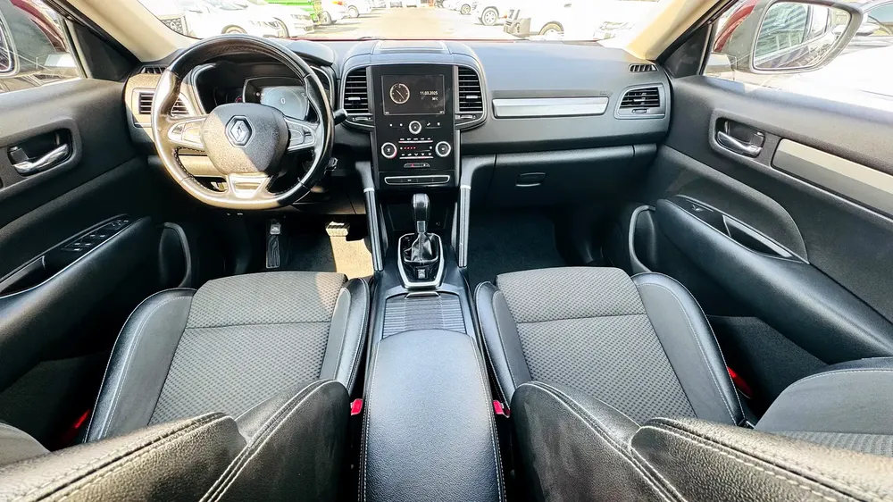 KOLEOS SINGLE OWNER ACCIDENT FREE, 100% BANK FINANCE AVAILABLE NO DOWN PAYMENTS - Image 11