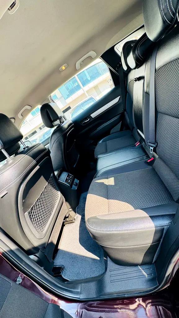 KOLEOS SINGLE OWNER ACCIDENT FREE, 100% BANK FINANCE AVAILABLE NO DOWN PAYMENTS - Image 12