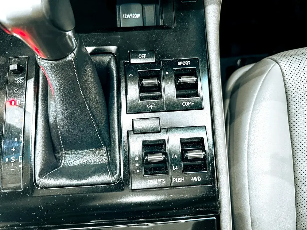 AED 2 ,300 // 20% DP // 2021 Lexus GX 460 Premier - Image 14