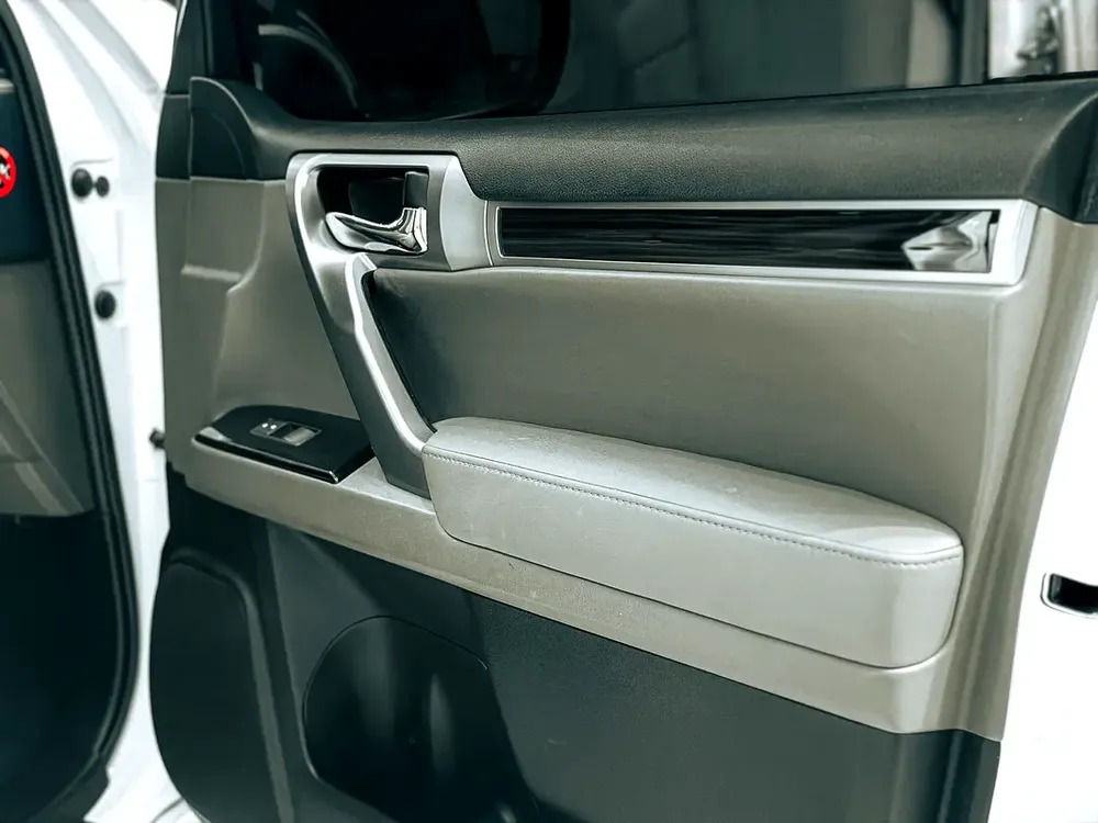 AED 2 ,300 // 20% DP // 2021 Lexus GX 460 Premier - Image 16