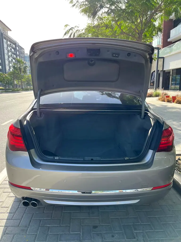 BMW 730Li 2015 GCC Specs - Excellent Condition - Image 8
