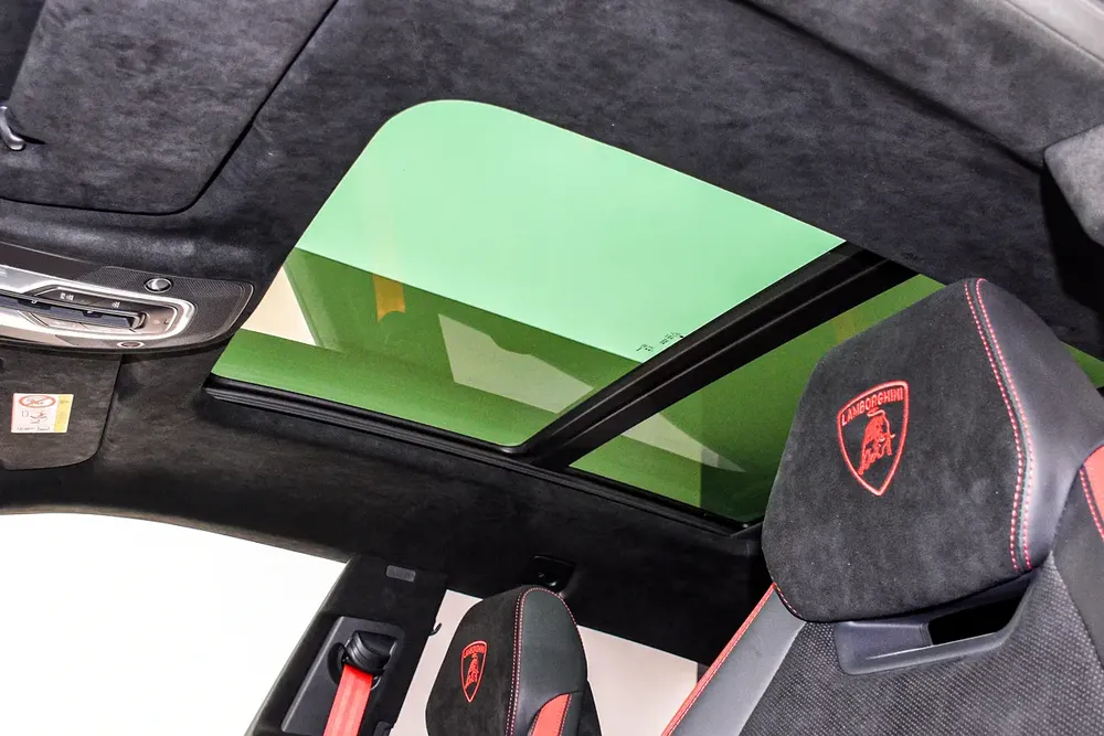 2024 Lamborghini Urus Performante - Full Specs - Top Conditions - Image 12