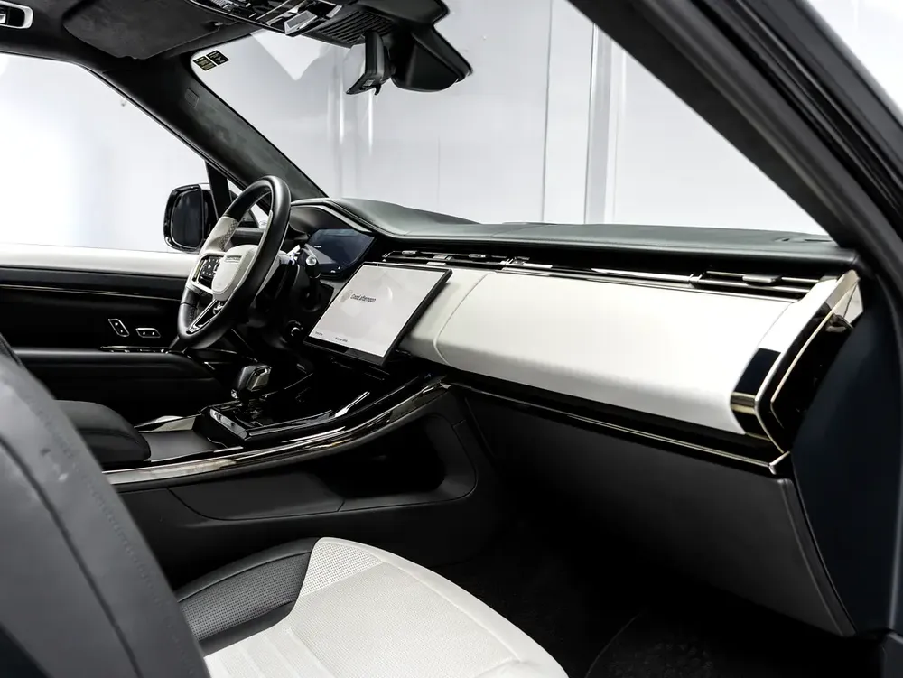 SUMMER STARTS NOW | EXCLUSIVE DEAL BY BLACKLINE, 2018 BMW M4 Competition, 2029 Land Rover Warranty - Image 13
