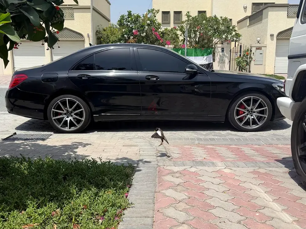 Mercedes S400 Hybrid - Excellent Condition - Fully loaded - Image 9