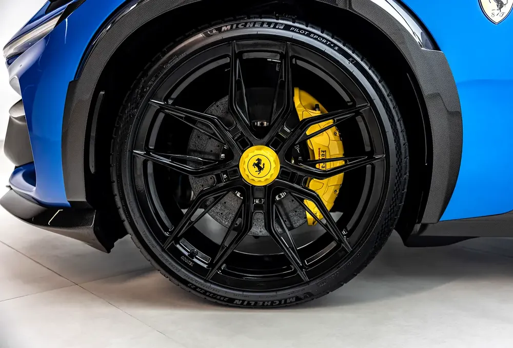 2025 FERRARI PUROSANGUE | MAIN DEALER SERVICE | CUSTOM SPECIFICATIONS - Image 7