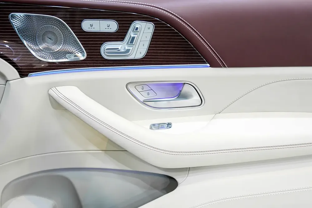2022 Mercedes-Maybach GLS 600,Executive Rear Seat Pack PLUS,Two-Tone Interior,EMC Warranty + Service - Image 12