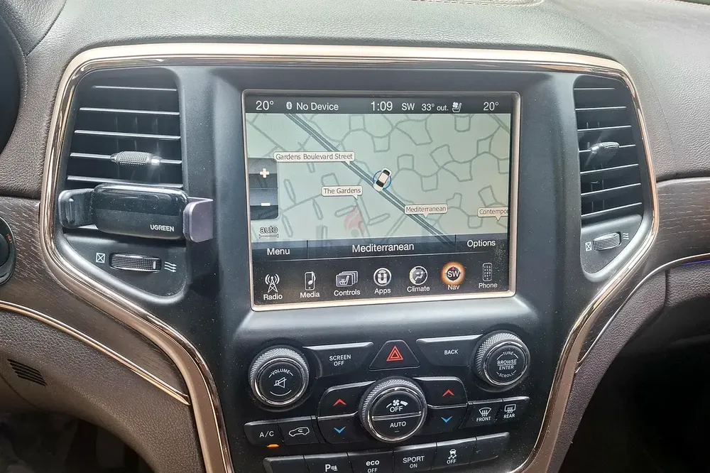 AED 2288/month | 2016 Jeep Grand Cherokee Summit | GCC Specs | Ref#457533 - Image 14