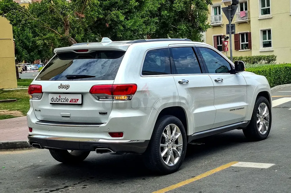 AED 2288/month | 2016 Jeep Grand Cherokee Summit | GCC Specs | Ref#457533 - Image 6