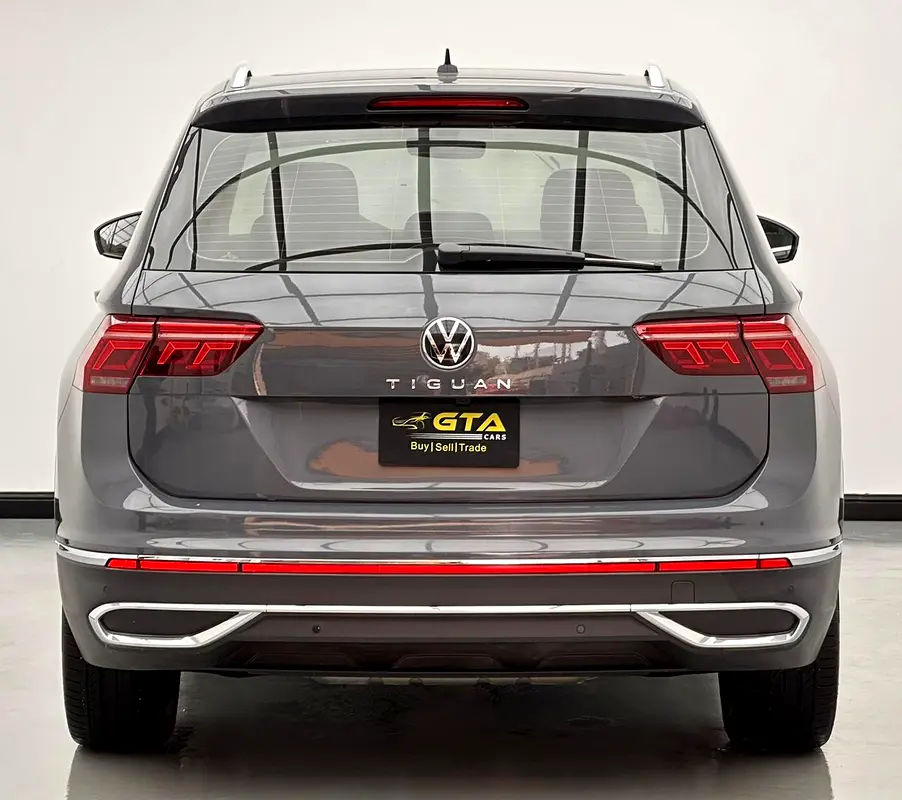 2023 Volkswagen Tiguan Elegance Premium, 07/2028 Volkswagen Warranty + Service Contract, FSH, GCC - Image 5