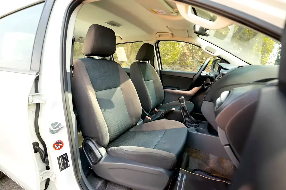 Mazda BT-50 | Double Cabin 4X4 | Manual | GCC Specs | Ref#M73264 - Image 11