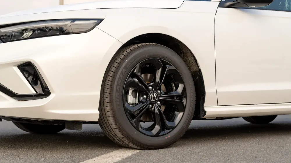 2025 | HONDA ACCORD SPORT 260TURBO LUXURY - Image 5
