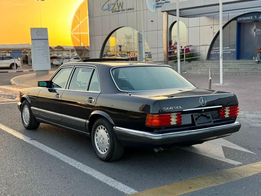 Mercedes Benz 560SEL 1989 95000km - Japan Import - Clean Title - Service History Available - Image 4