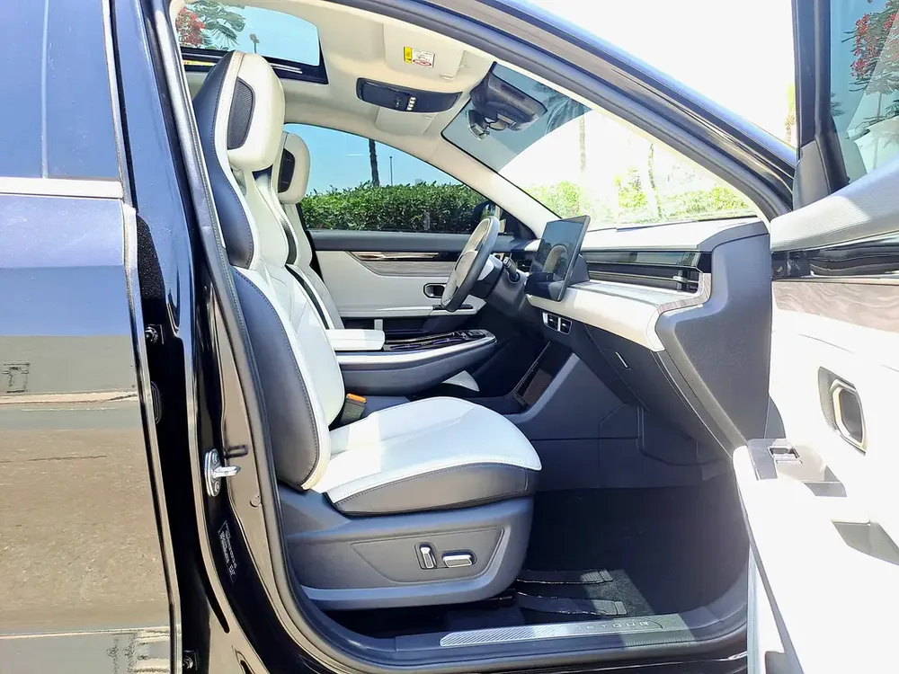 1,072-MONTHLY | 1.6T LUXURY TRIM | 2024 MODEL | LIBYA SPECS | WARRANTY TILL 2029 | ACCIDENT FREE - Image 11