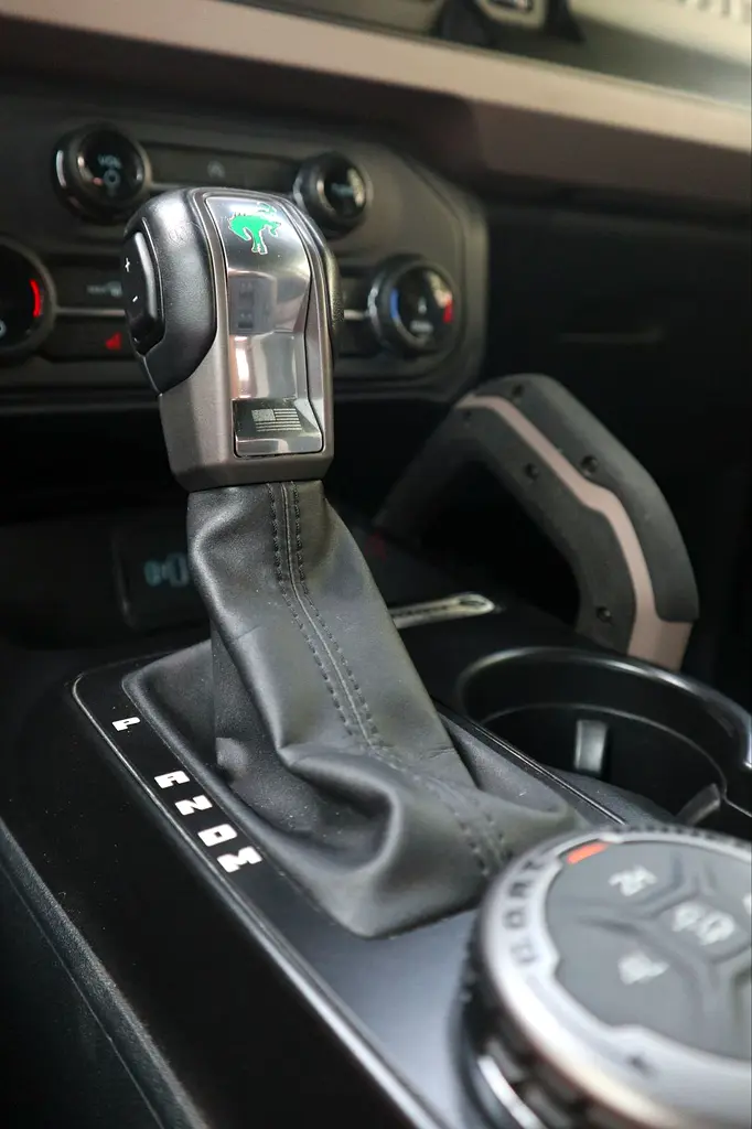 2023 Ford Bronco 2.7 V6 | Serviced | From Owner - Image 12
