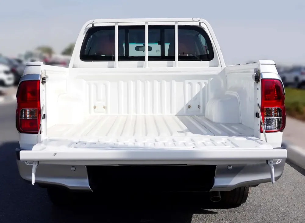 2025 MODEL TOYOTA-HILUX 4X2 2.7L A/T - Image 7