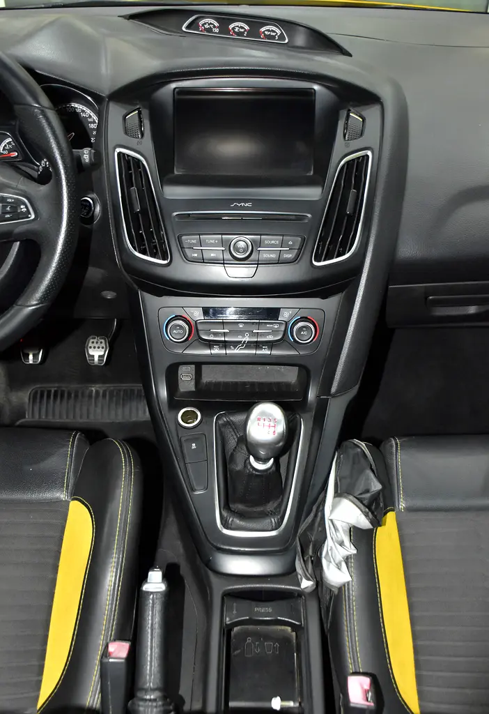 EXCELLENT DEAL for our Ford Focus ST ( 2016 Model ) in Yellow Color GCC Specs - Image 14