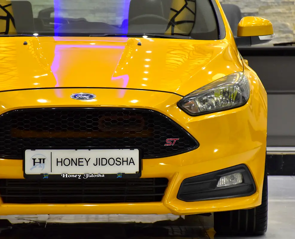 EXCELLENT DEAL for our Ford Focus ST ( 2016 Model ) in Yellow Color GCC Specs - Image 4