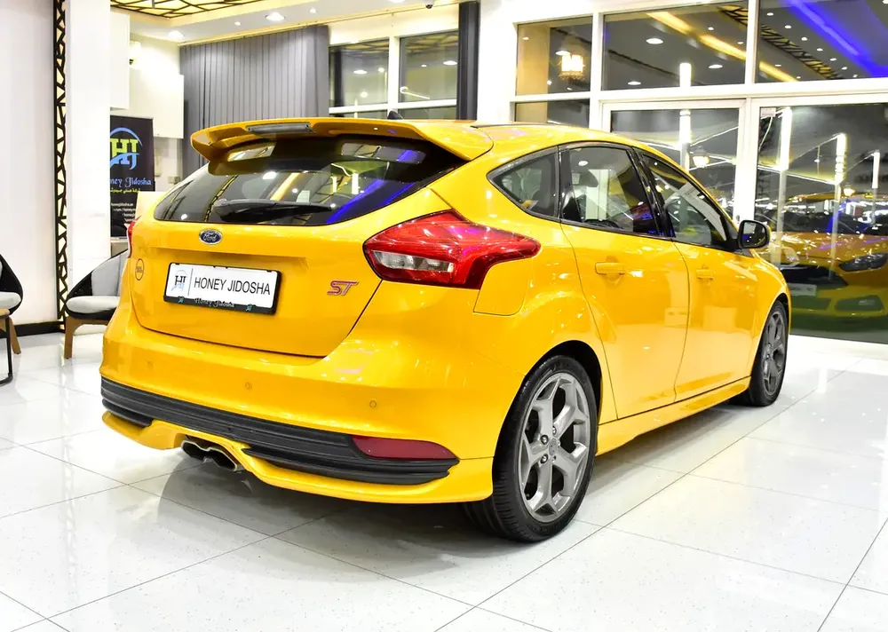 EXCELLENT DEAL for our Ford Focus ST ( 2016 Model ) in Yellow Color GCC Specs - Image 6