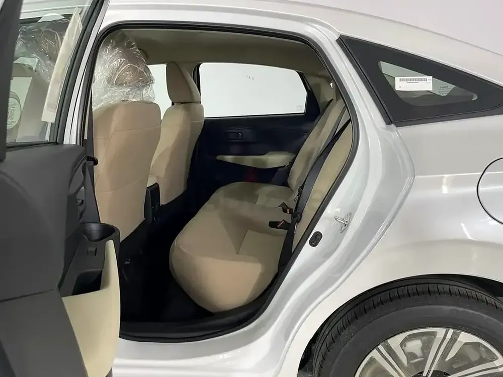 Toyota Yaris Sport 2023 GCC Specs - Image 4