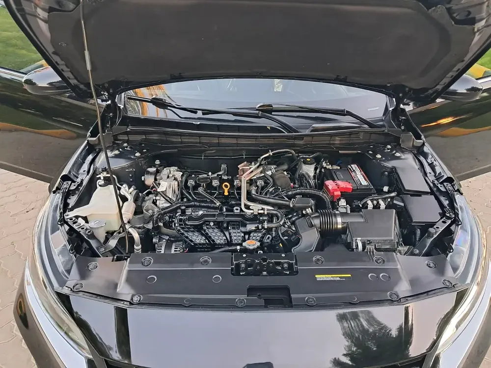 NISSAN ALTIMA SR 2019 - Image 10
