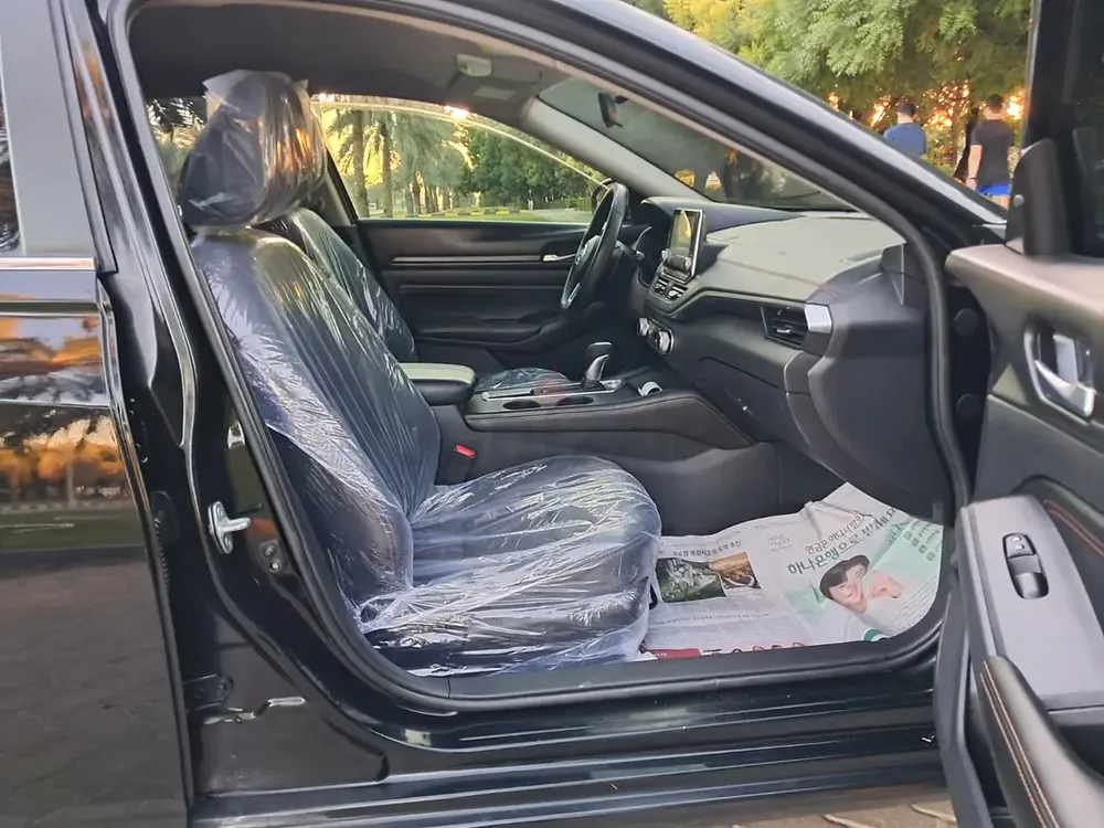 NISSAN ALTIMA SR 2019 - Image 12