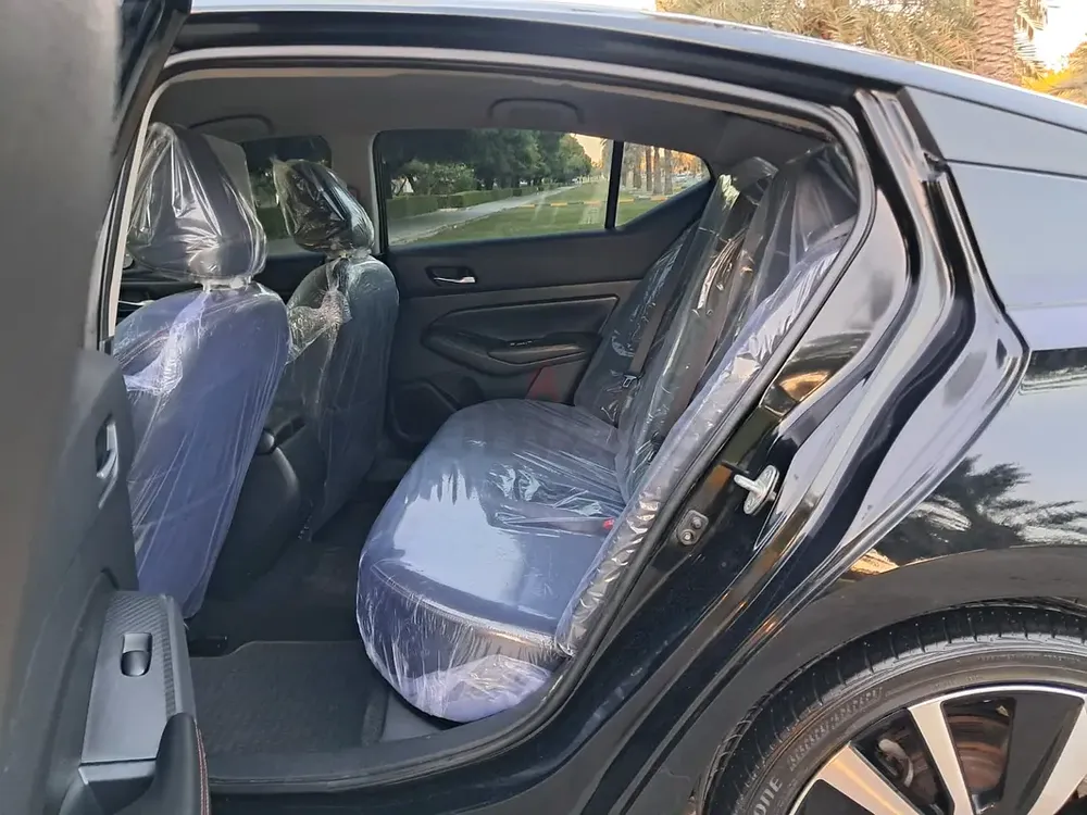 NISSAN ALTIMA SR 2019 - Image 14