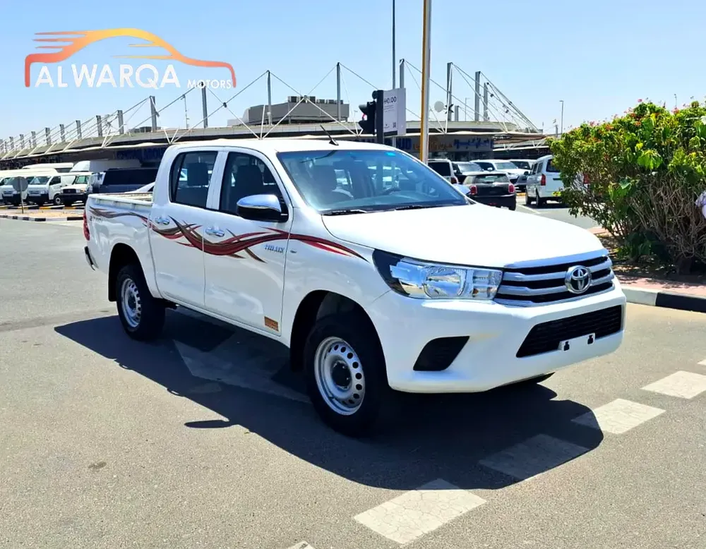 Toyota Hilux Double Cab GL 2021 GCC Specs - Image 4
