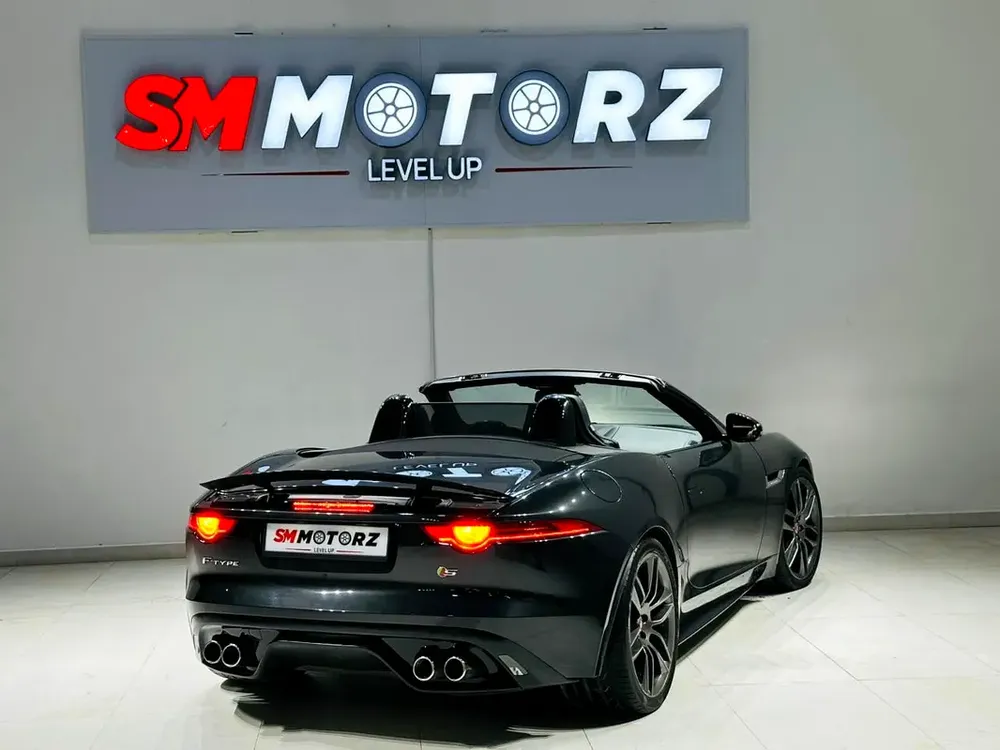 JAGUAR F-TYPE S V8 SUPERCHARGED 575HP 2015 ORIGINAL PAINT FULL SERVICE HISTORY AGENCY - Image 4