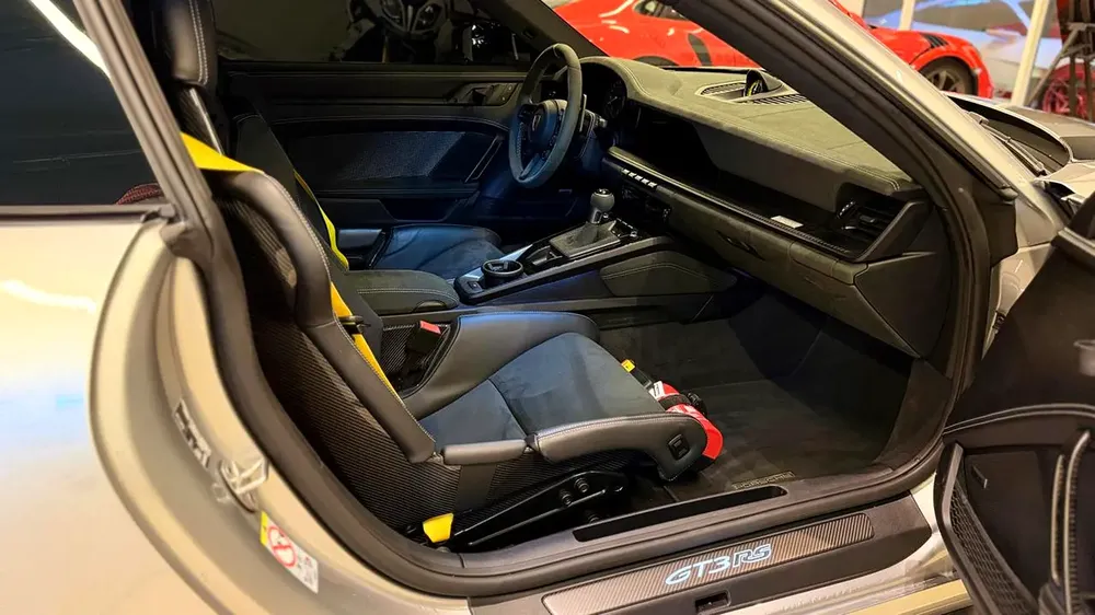 Porsche 911 GT3 RS 2024 | German Specs | Full PPF| Under Warranty | 2500 KM Only - Image 8