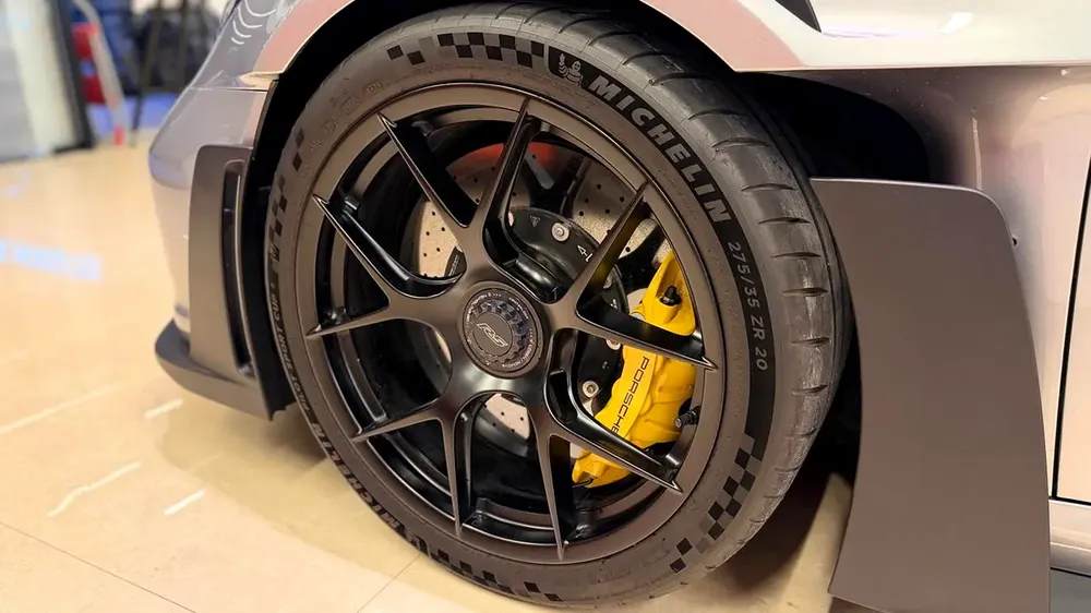 Porsche 911 GT3 RS 2024 | German Specs | Full PPF| Under Warranty | 2500 KM Only - Image 9
