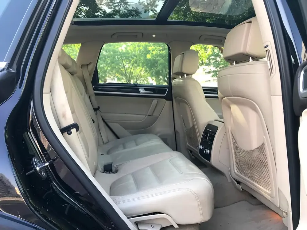 Volkswagen Touareg Top 2016 GCC Specs || 3.6L v6 4X4 - Image 11