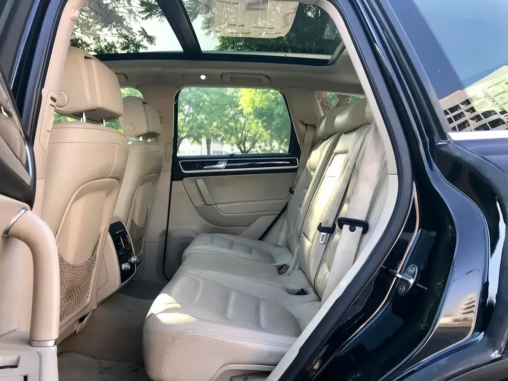 Volkswagen Touareg Top 2016 GCC Specs || 3.6L v6 4X4 - Image 13
