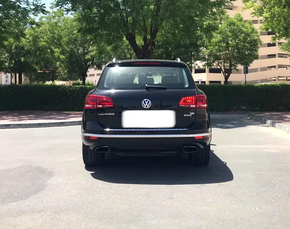 Volkswagen Touareg Top 2016 GCC Specs || 3.6L v6 4X4 - Image 5