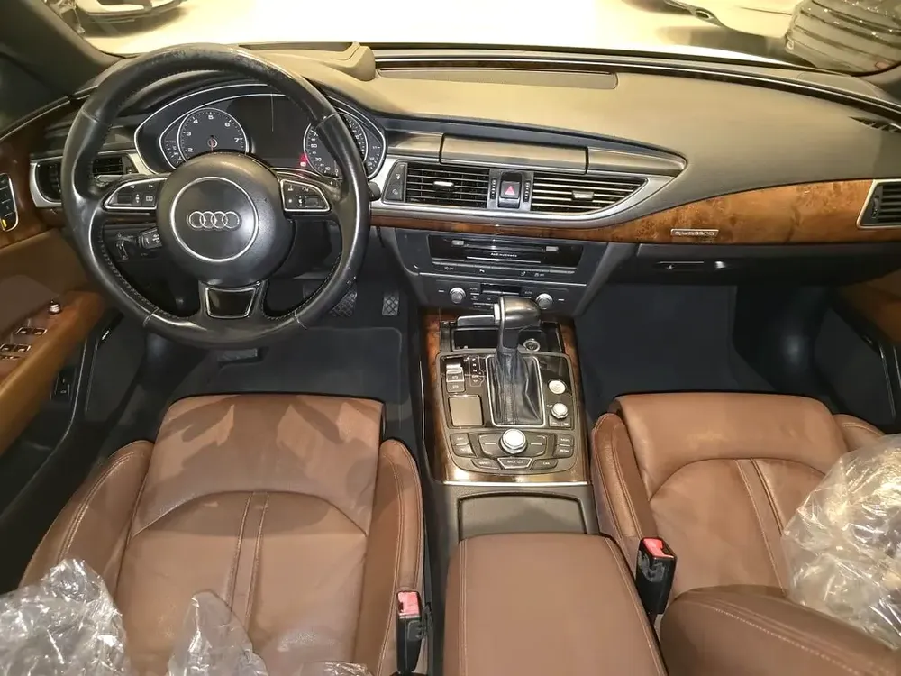Audi A7 S-Line quattro 2014 | GCC Specs | Pristine Condition - Image 8