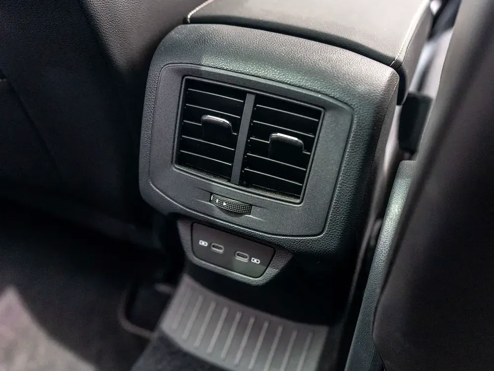 0% DOWN! | T-ROC | R-LINE | 1.89% RATE | AGENCY WARRANTY-SERVICE | FREE INSURANCE - Image 18