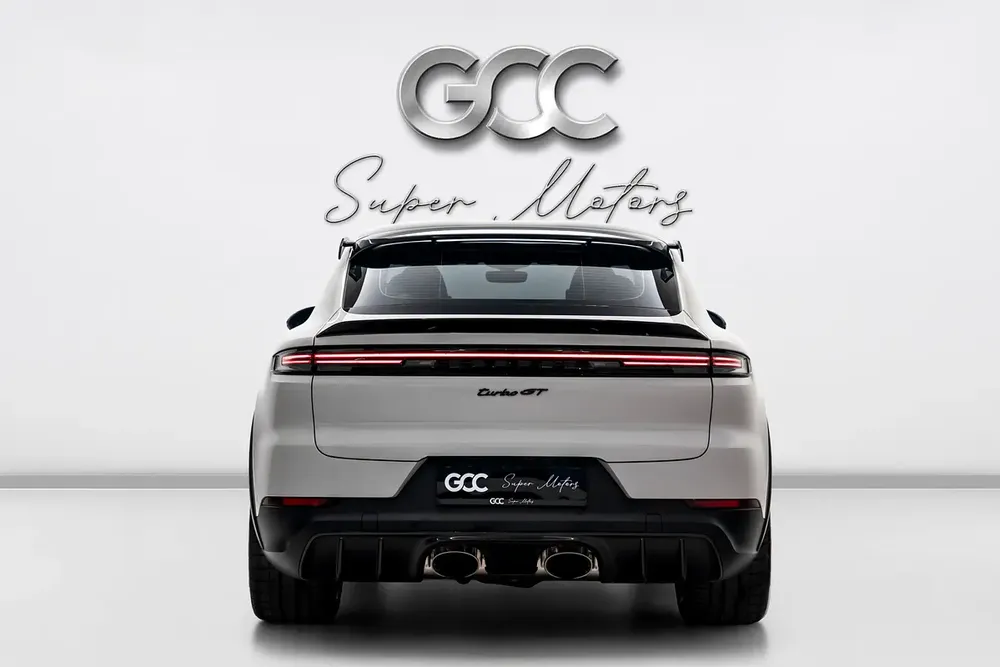 GCC SPECS AL NABOODAH WARRANTY - 2025 PORSCHE CAYENNE TURBO GT - CERAMIC BRAKES - EXPOSED CARBON - Image 4