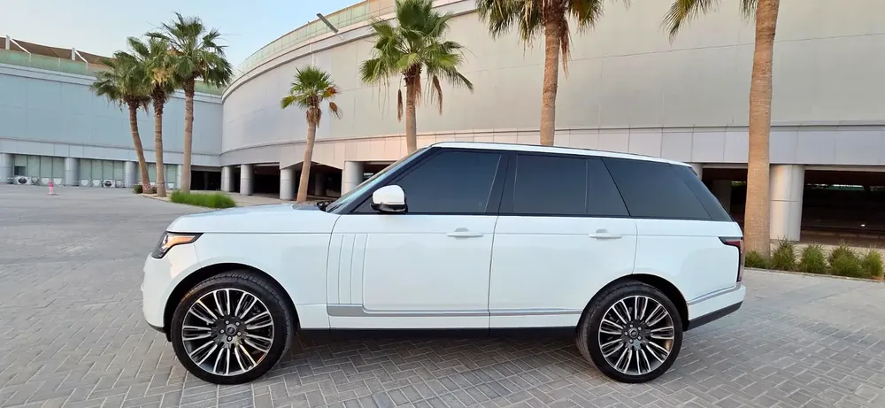 2013 Range Rover Vouge SE Supercharged-Excellent Condition - Image 4