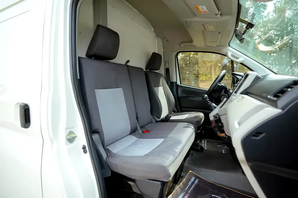 High Roof | Manual | Freezer Van | GCC Specs | Ref#T03523 - Image 11