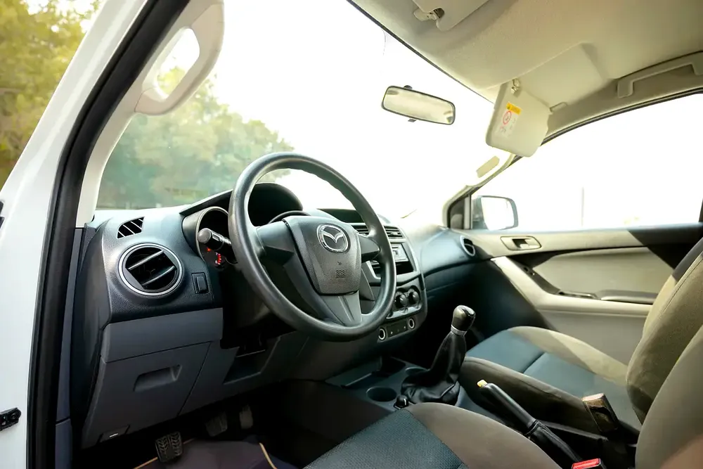 Mazda BT-50 | Double Cabin 4X4 | Manual | GCC Specs | Ref#M73264 - Image 13