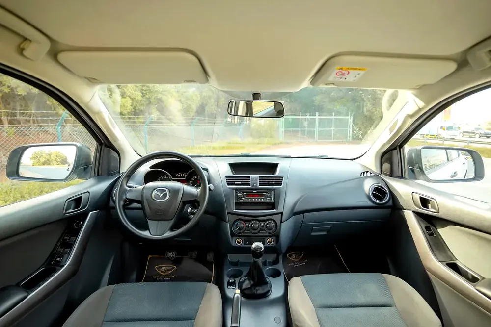 Mazda BT-50 | Double Cabin 4X4 | Manual | GCC Specs | Ref#M73264 - Image 8