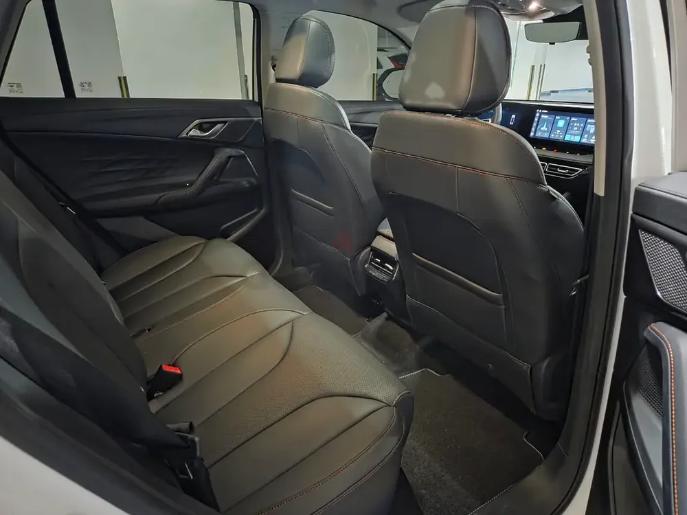 MG HS Comfort 2025, GCC Specs - Brand New! - Image 8