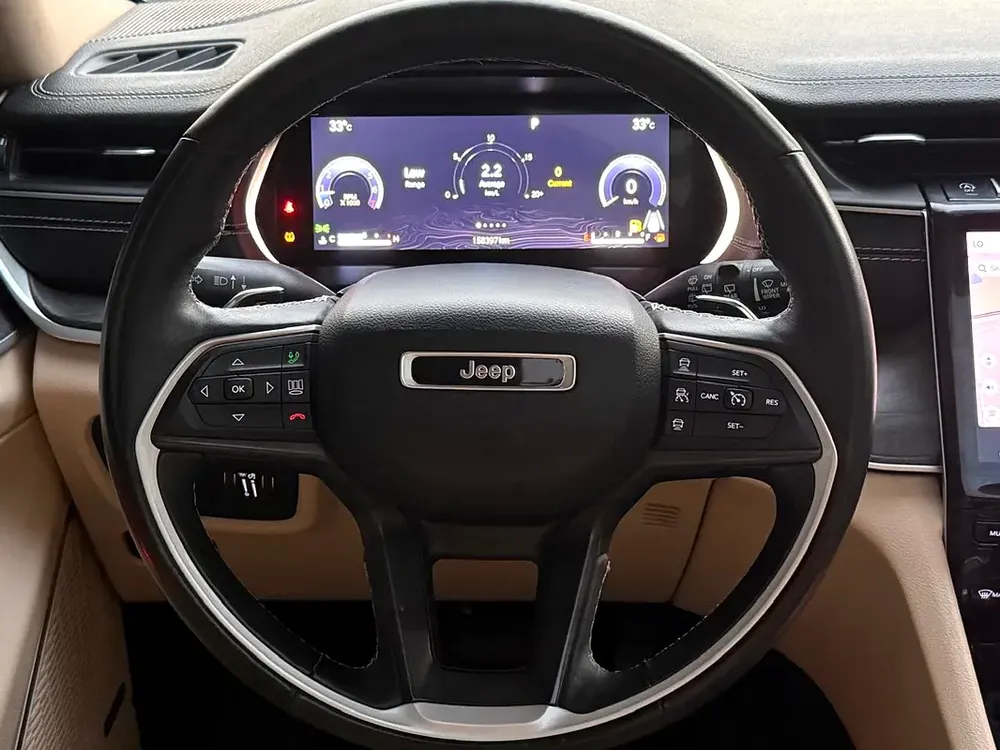 JEEP GRAND CHEROKEE LIMITED 2022 GCC FULL OPTIONS IN PERFECT CONDITIONS - Image 10