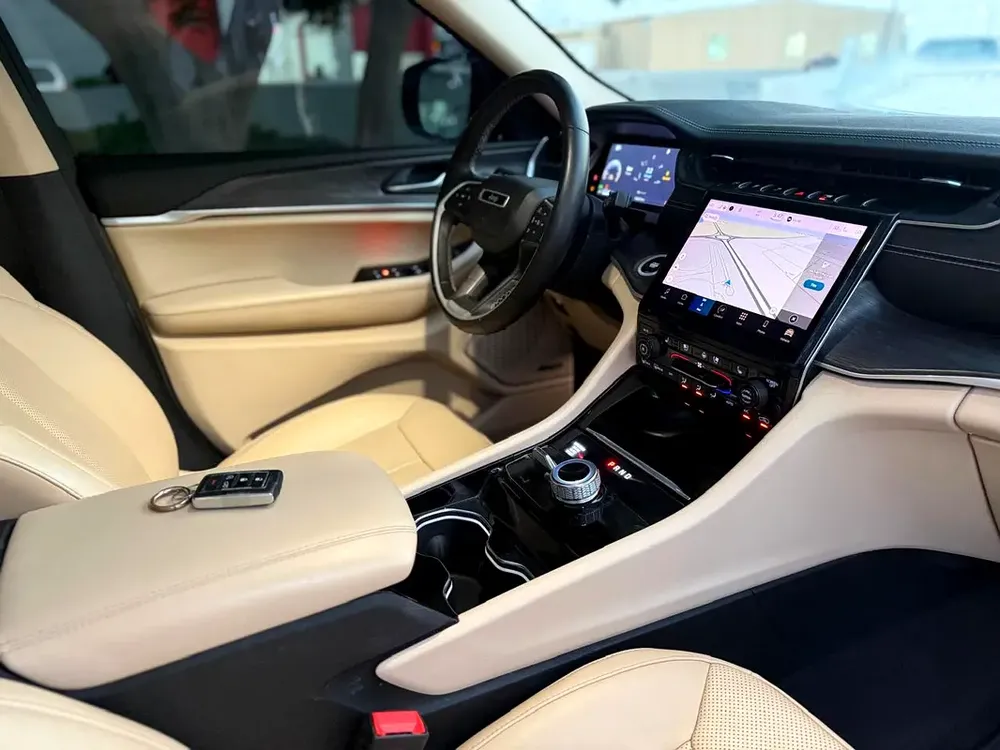 JEEP GRAND CHEROKEE LIMITED 2022 GCC FULL OPTIONS IN PERFECT CONDITIONS - Image 13
