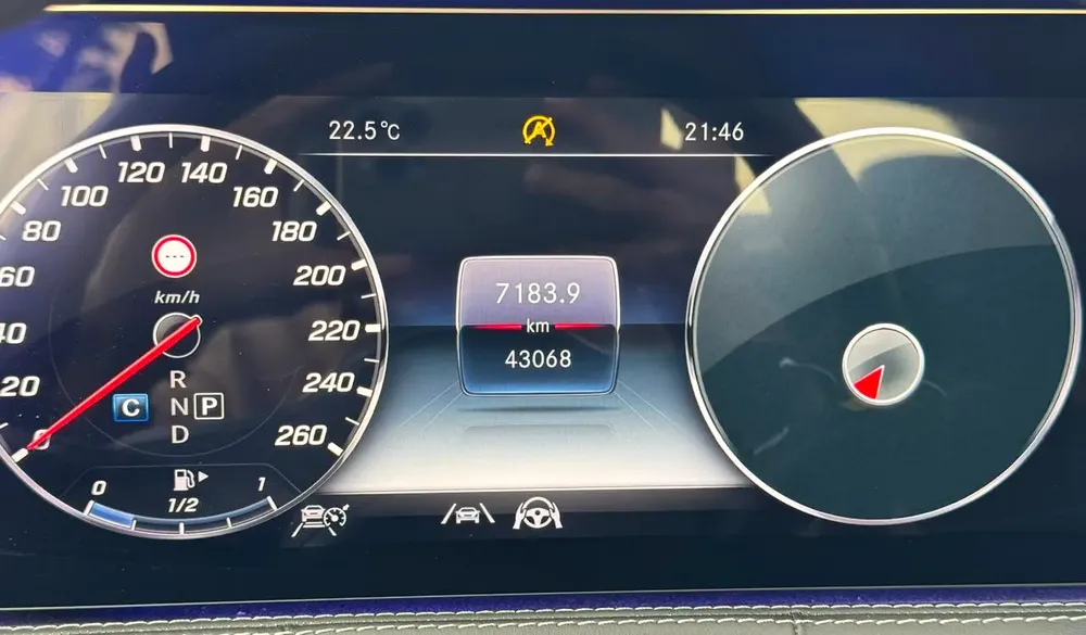 BENZ S560 COUPE | 2020 | FULLY LOADED | 43000KM DONE | MINT CONDITION | FRESH JAPAN IMPORT - Image 20