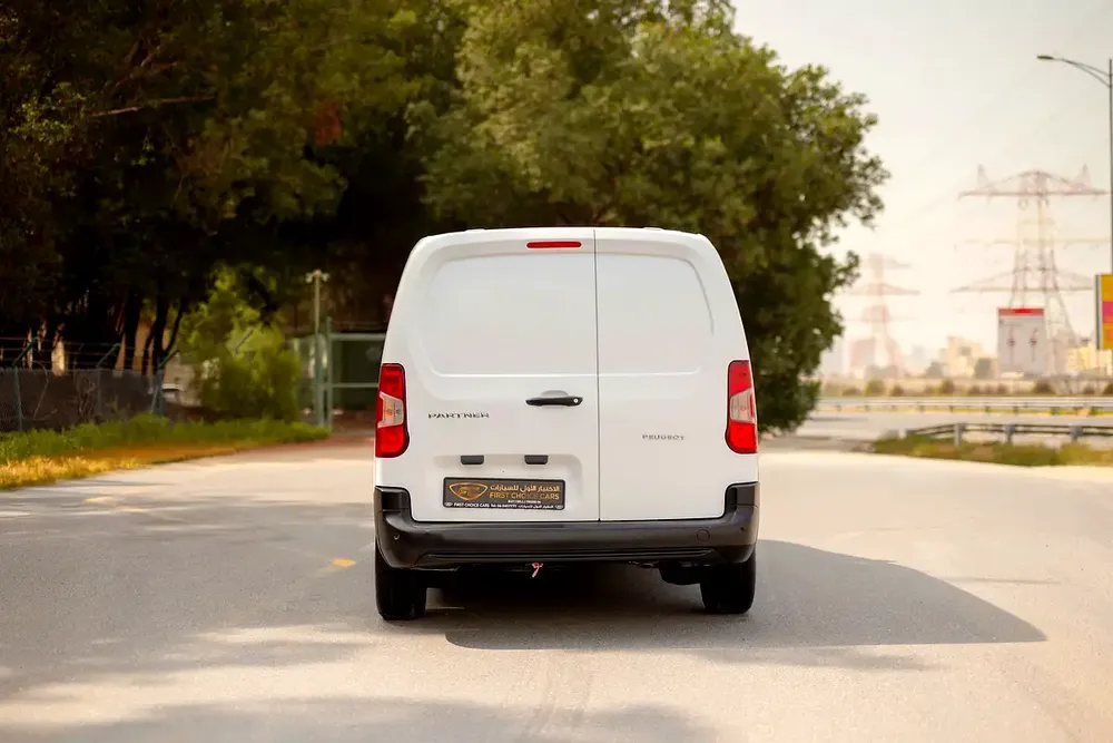 Peugeot Partner | Delivery Van | Petrol | GCC Specs | Ref#P26602 - Image 6