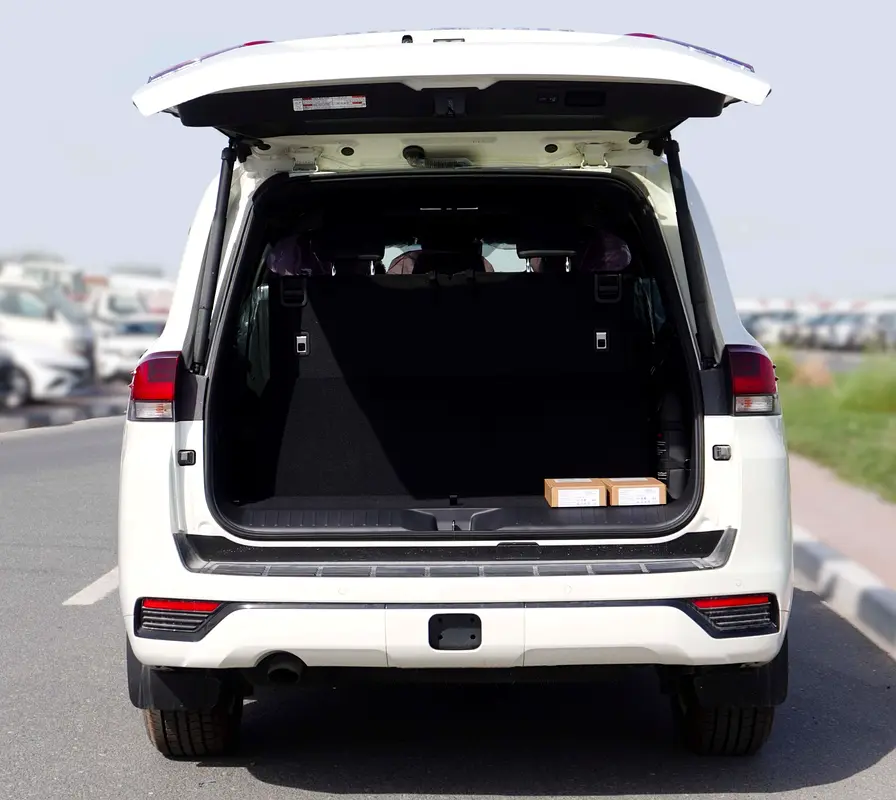 Toyota Land Cruiser GXR 3.5L TT with Radar  JBL 2026 - GCC Specs - Brand New - Image 5